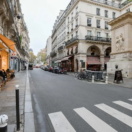 Tour Eiffel - Invalides - *